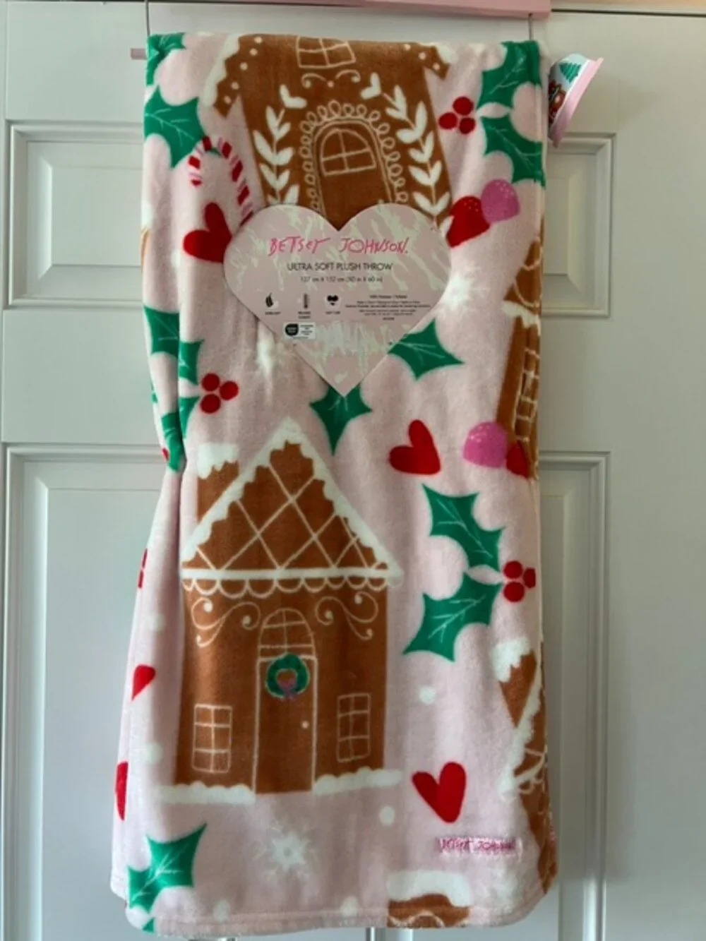 BETSY JOHNSON GINGERBREAD HOUSE PINK BLANKET